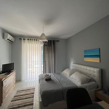 Emi Sol Apartment Влёра Экстерьер фото