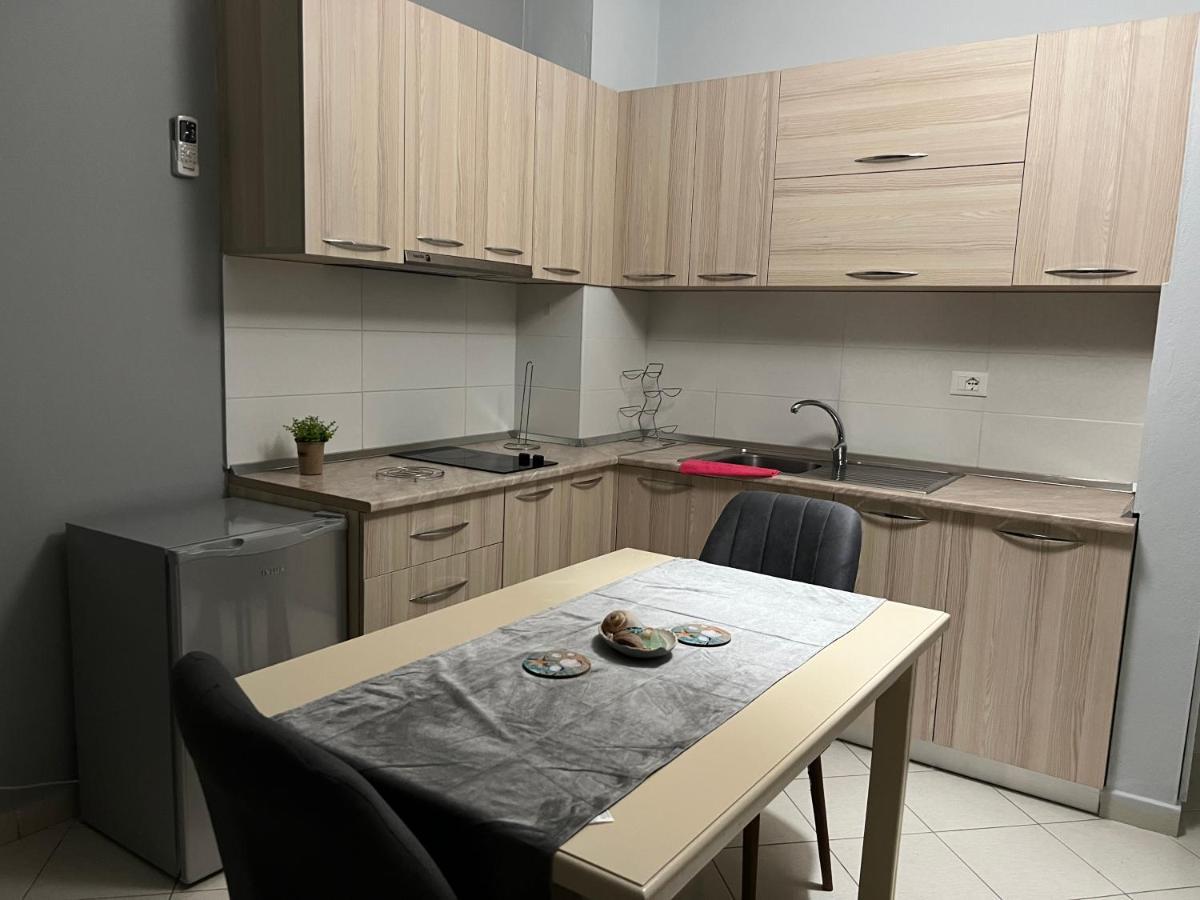 Emi Sol Apartment Влёра Экстерьер фото